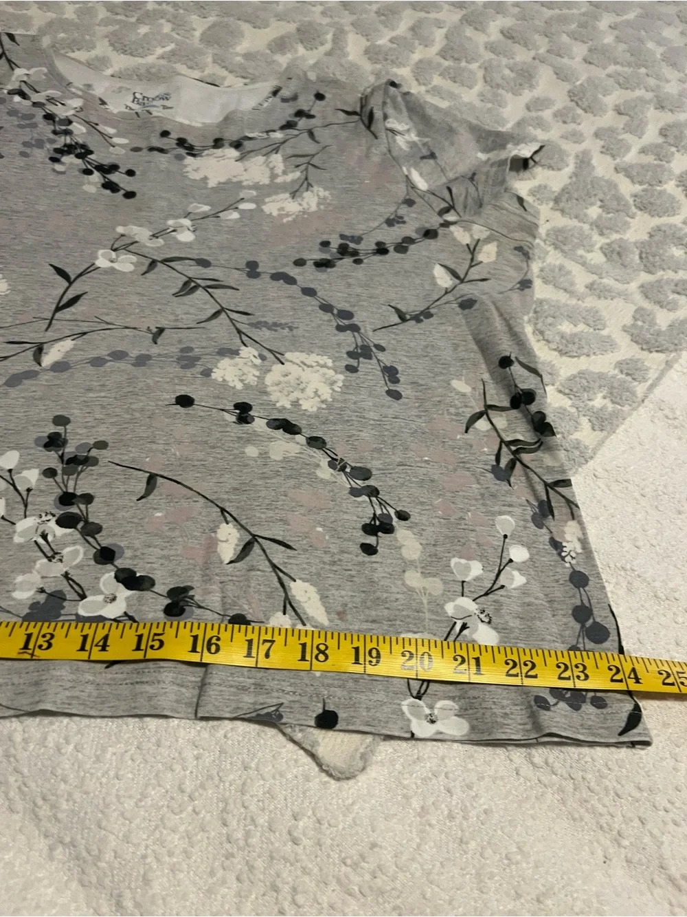 croft & barrow Gray Floral Short Sleeve Tee with White and Black Accents - Picture 5 of 5
